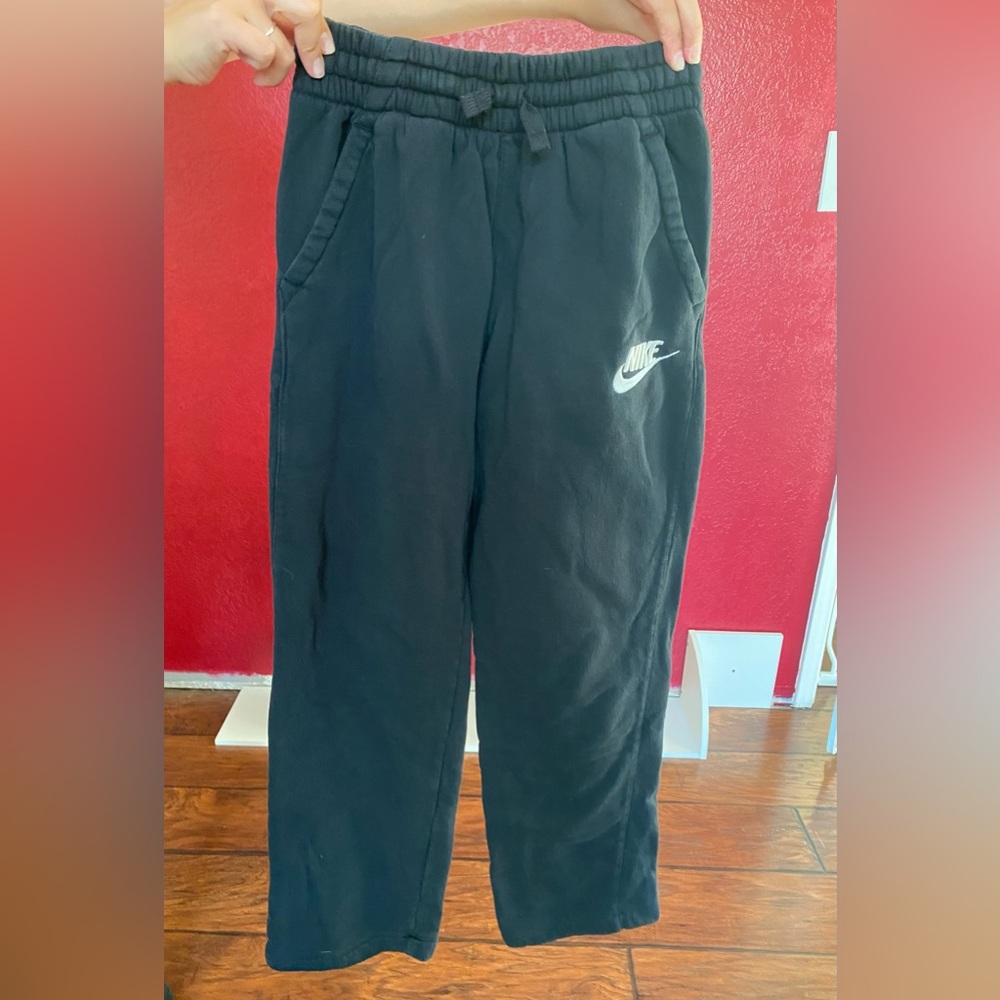 Nike Sweatpants (L Boys)!
